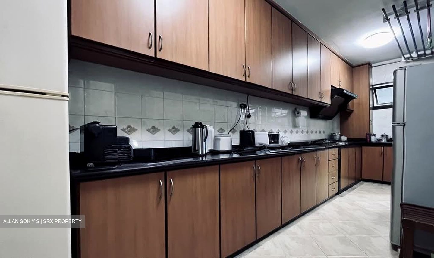 Blk 201B Compassvale South Gate (Sengkang), HDB 5 Rooms #570116161